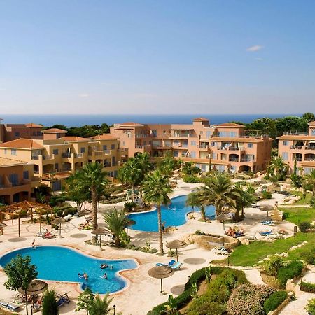 Comfortable 2 Bedroom Apartment In Popular Limnaria Gardens Paphos Exterior photo