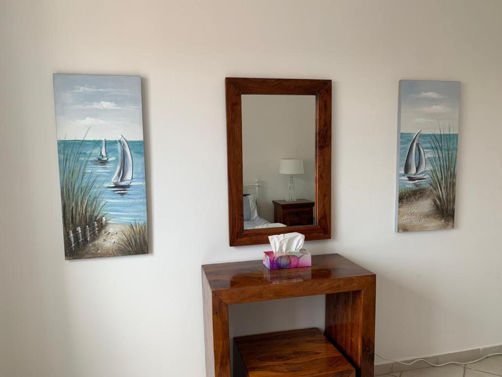 Comfortable 2 Bedroom Apartment In Popular Limnaria Gardens Paphos Exterior photo